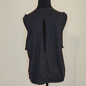Reebok Womens XL Gray Soft Knit Like Activewear Tank Top Keyhole Back